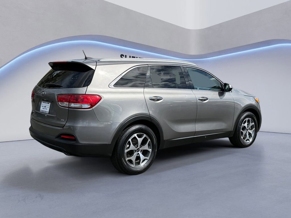 Used 2017 Kia Sorento FWD image 6