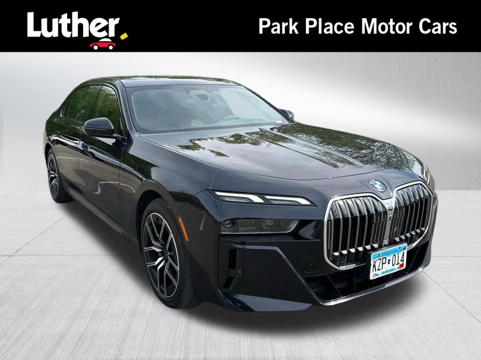 Used 2023 BMW 760i xDrive w/ Luxury Rear Seating Package