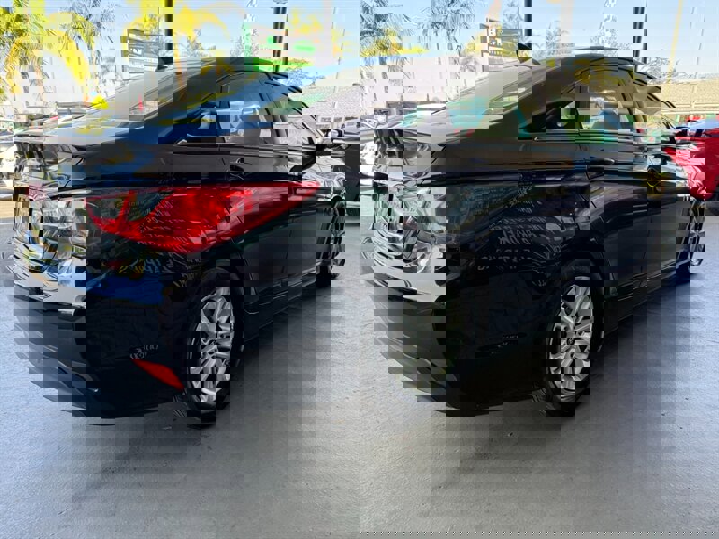 Used 2014 Hyundai Sonata GLS w/ Popular Equipment Group 2 FWD image 9