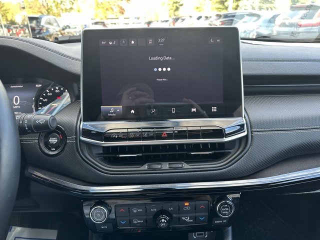 Used 2022 Jeep Compass Altitude w/ Convenience Group image 21