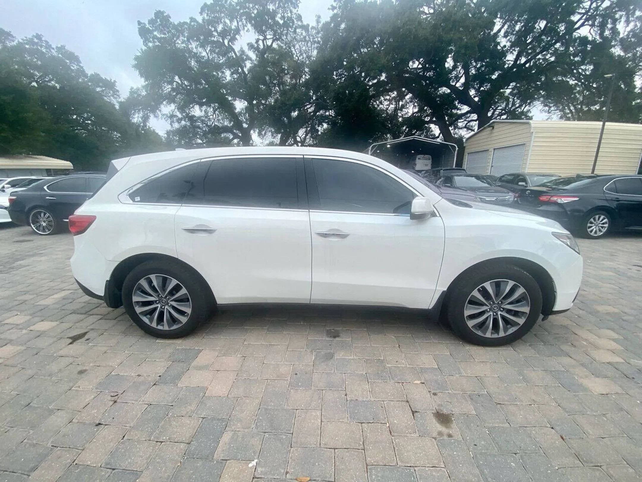 Used 2016 Acura MDX FWD w/ Technology Package image 13