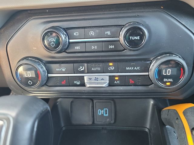 Used 2023 Ford Bronco Badlands image 24