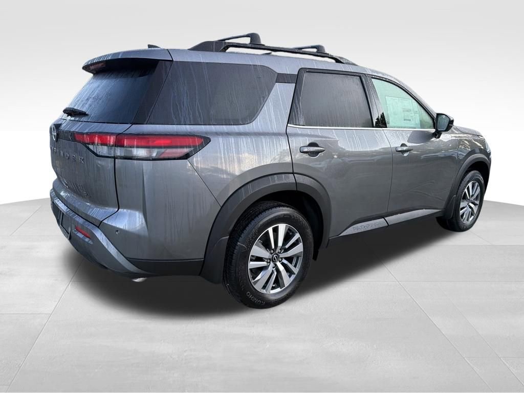 New 2026 Nissan Pathfinder SL image 8