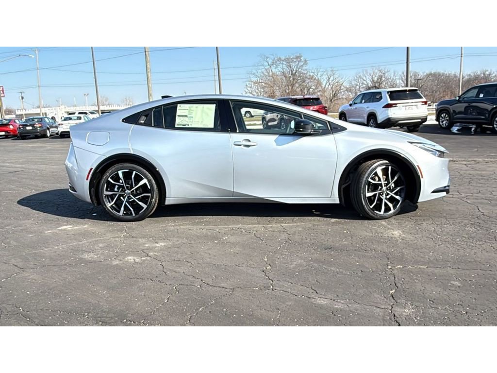 New 2026 Toyota Prius Plug-In Hybrid image 9