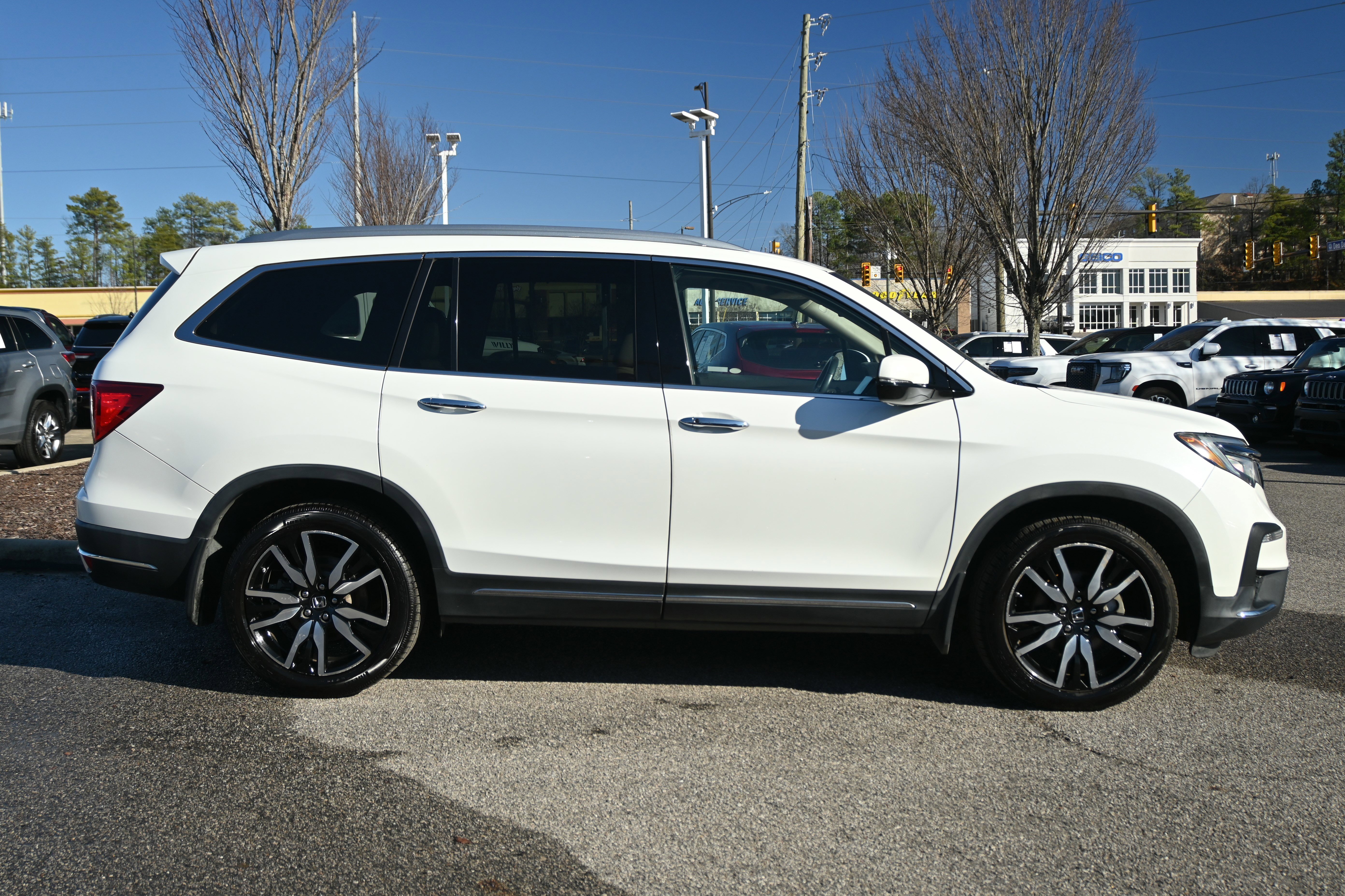 Used 2020 Honda Pilot Touring image 20