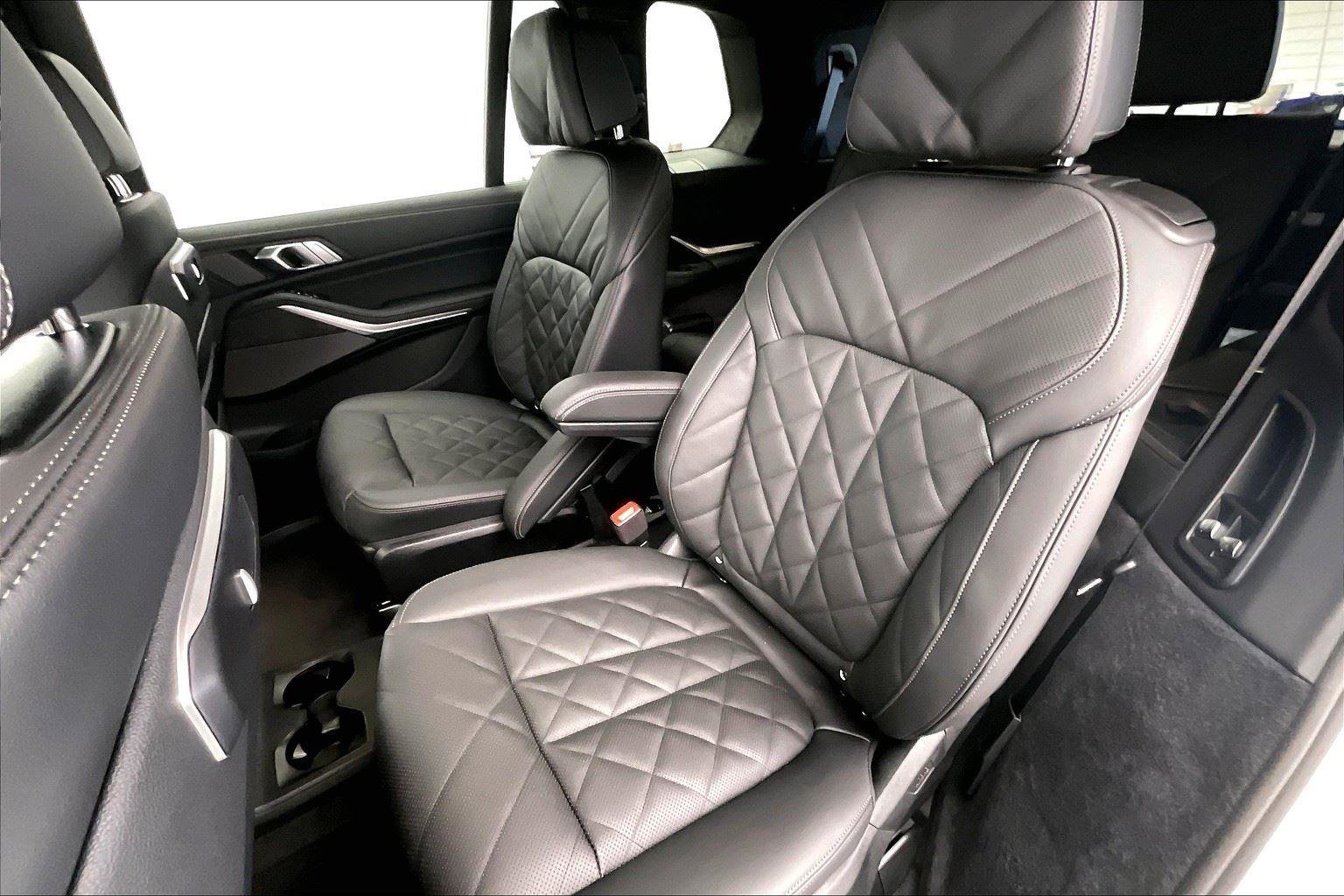 New 2026 BMW X7 xDrive40i w/ Executive Package image 6