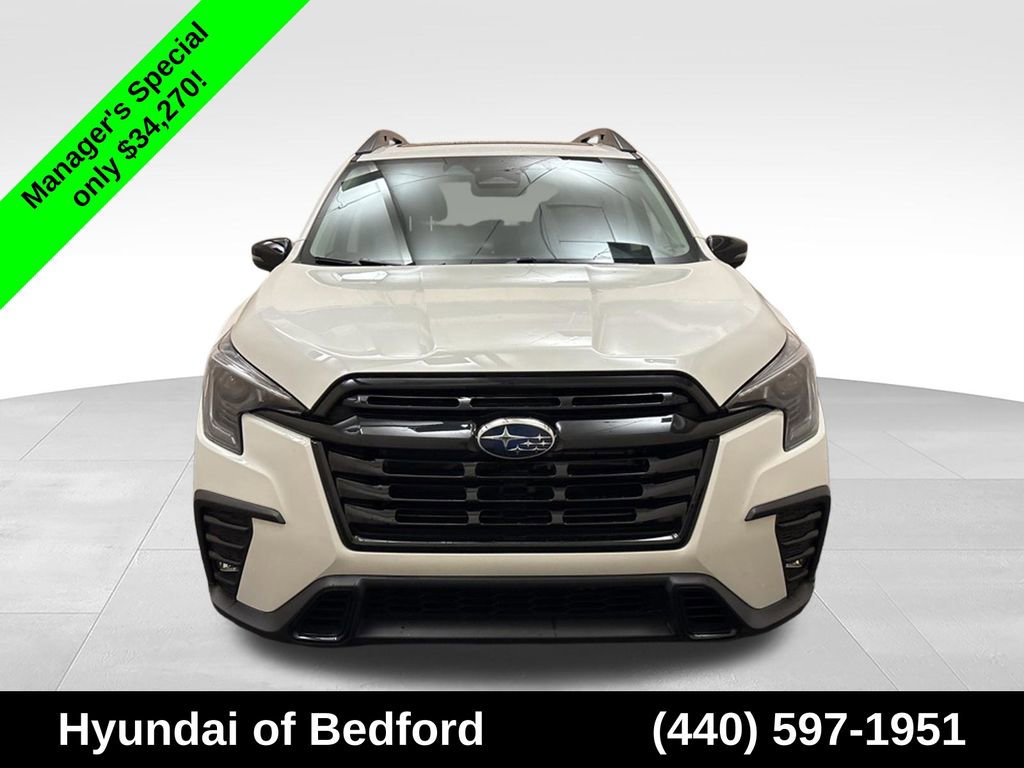 Used 2023 Subaru Ascent Onyx Edition AWD/4WD image 2