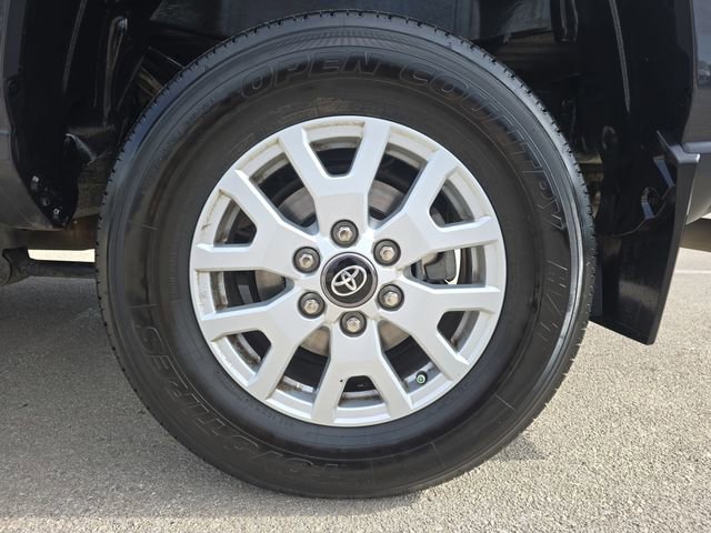 Used 2024 Toyota Tacoma SR5 image 31