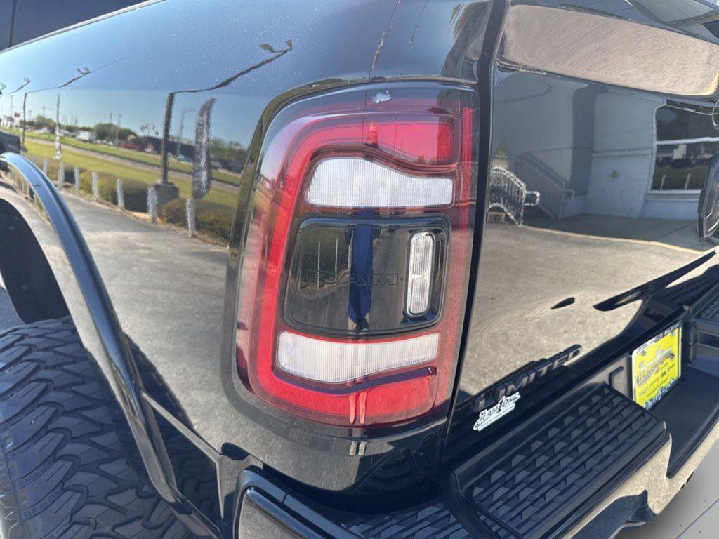 Used 2023 RAM 2500 Limited w/ Night Edition image 32