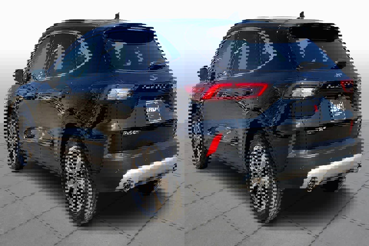 Certified 2025 Ford Escape Platinum image 11