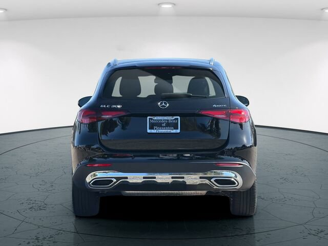 Certified 2025 Mercedes-Benz GLC 300 4MATIC image 6