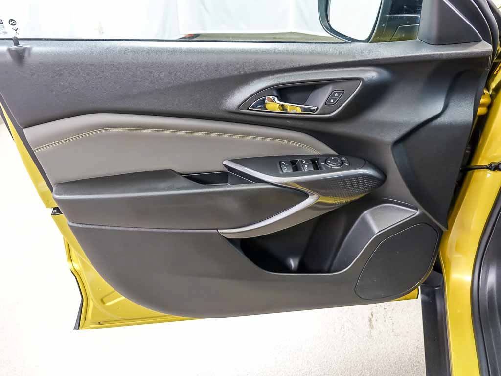 Used 2024 Chevrolet Trax ACTIV w/ Driver Confidence Package FWD image 22