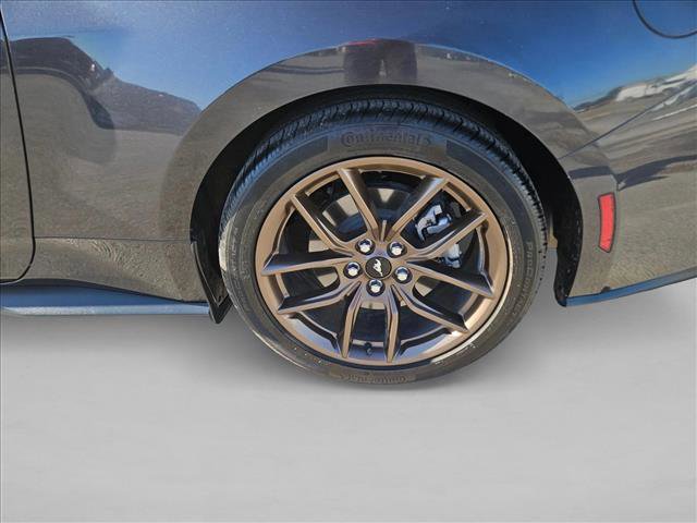 Used 2024 Ford Mustang Premium image 9