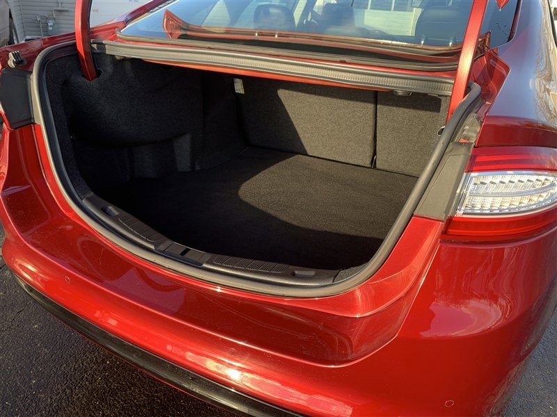 Used 2016 Ford Fusion Titanium FWD image 24