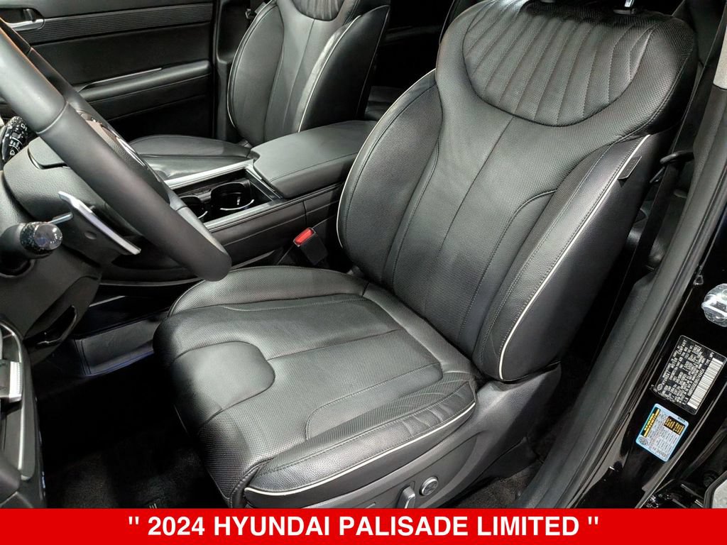 Used 2024 Hyundai Palisade Limited AWD/4WD image 13