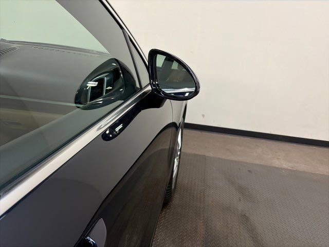 Used 2016 Porsche Cayenne w/ Premium Package image 9