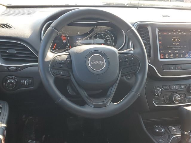 Used 2019 Jeep Cherokee Trailhawk image 12