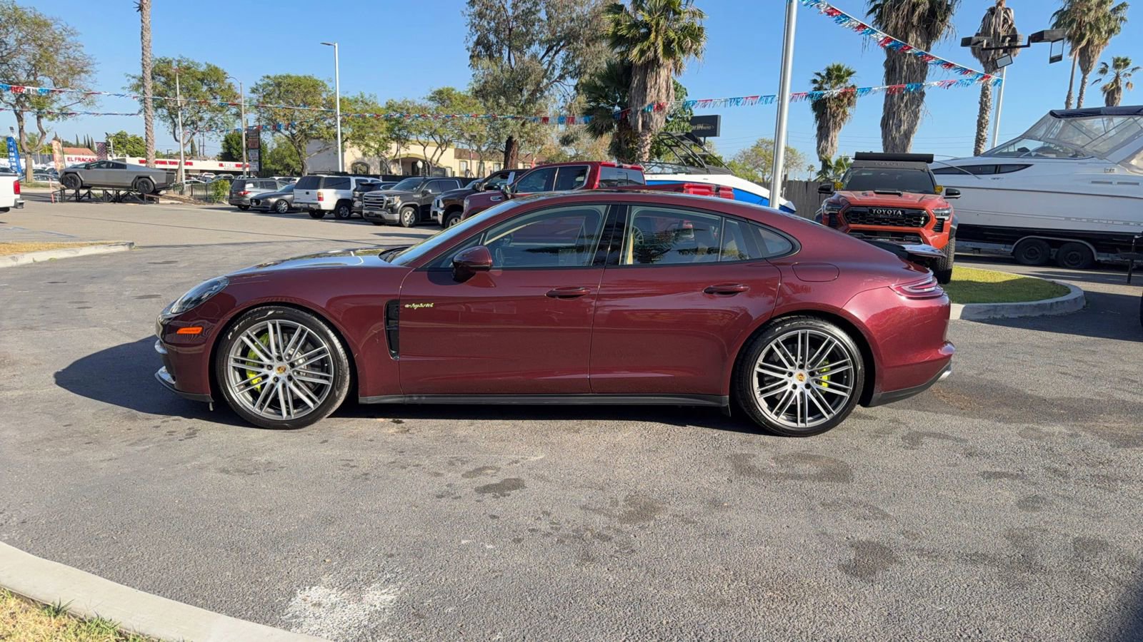 Used 2018 Porsche Panamera 4 AWD/4WD image 5