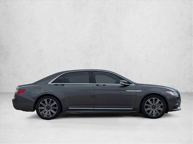 Used 2017 Lincoln Continental Reserve image 4