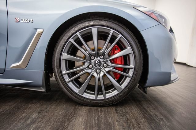 Used 2017 INFINITI Q60 Red Sport 400 image 40