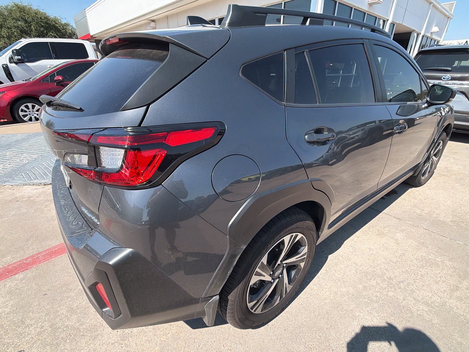 Used 2024 Subaru Crosstrek 2.0i Premium AWD/4WD image 5