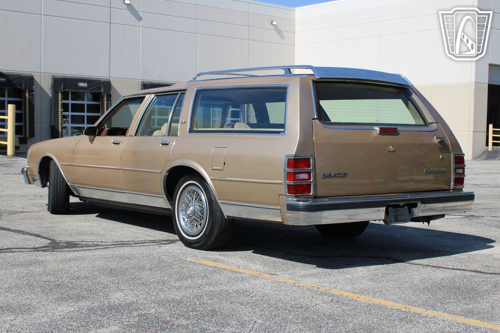 Used 1987 Chevrolet Caprice Classic RWD image 2