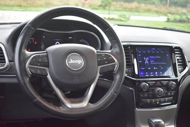 Used 2019 Jeep Grand Cherokee Limited w/ Trailer Tow Group IV AWD/4WD image 23