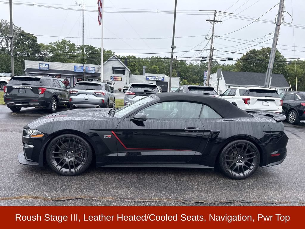 Used 2019 Ford Mustang GT Premium w/ GT Performance Package RWD image 2