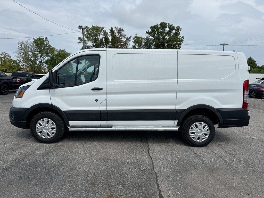 Used 2025 Ford Transit 250 Low Roof w/ Exterior Upgrade Package RWD image 2