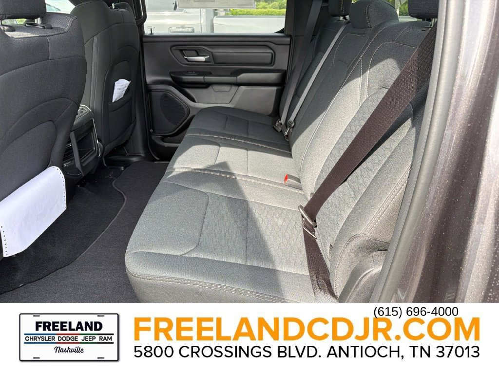 New 2026 RAM 1500 Express AWD/4WD image 12