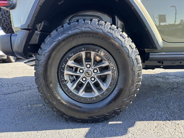 Certified 2025 Jeep Wrangler Unlimited Rubicon 392 AWD/4WD image 19