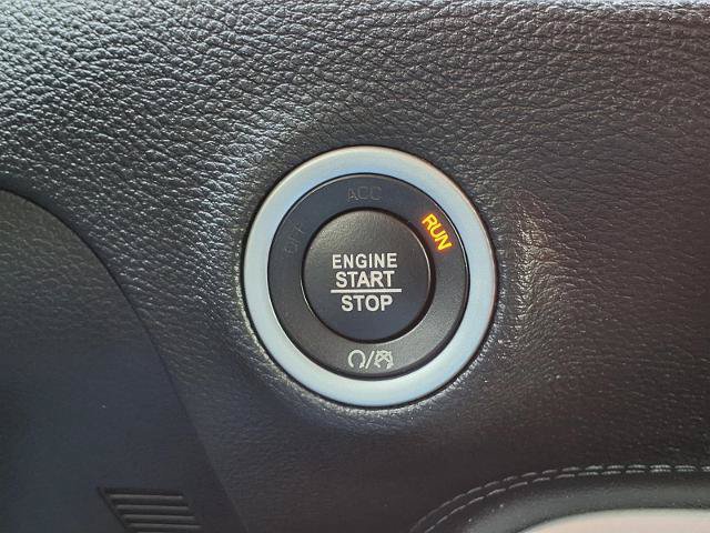 Used 2021 Dodge Challenger R/T Scat Pack RWD image 9