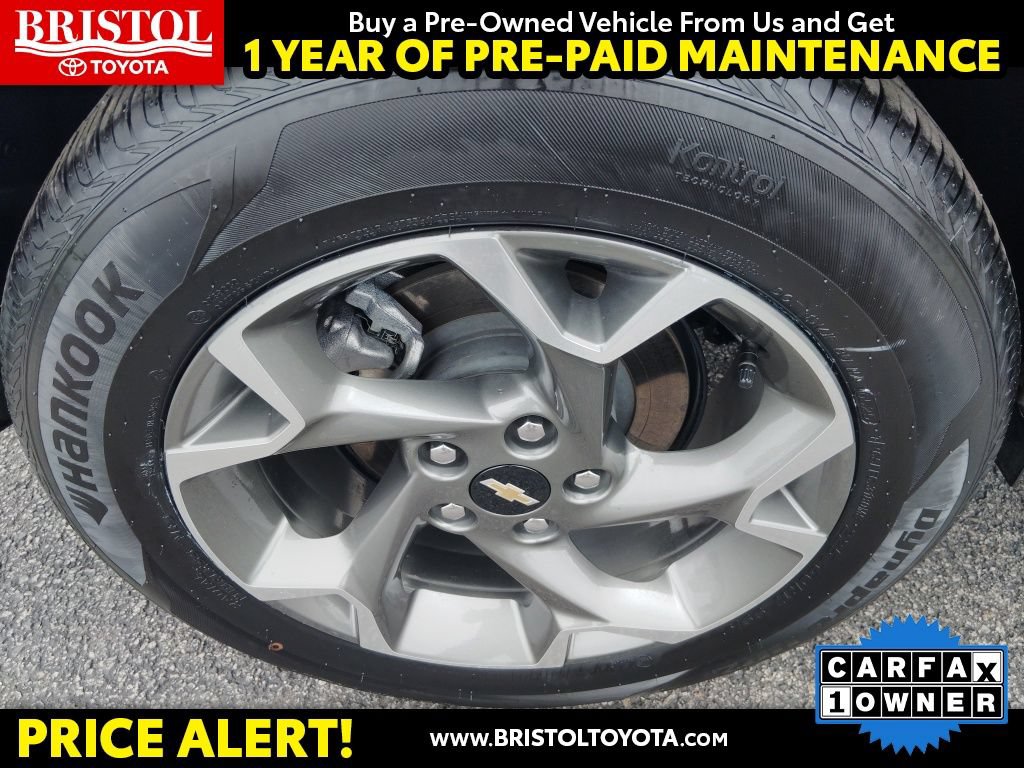 Used 2025 Chevrolet Trax LT w/ LT Convenience Package FWD image 12
