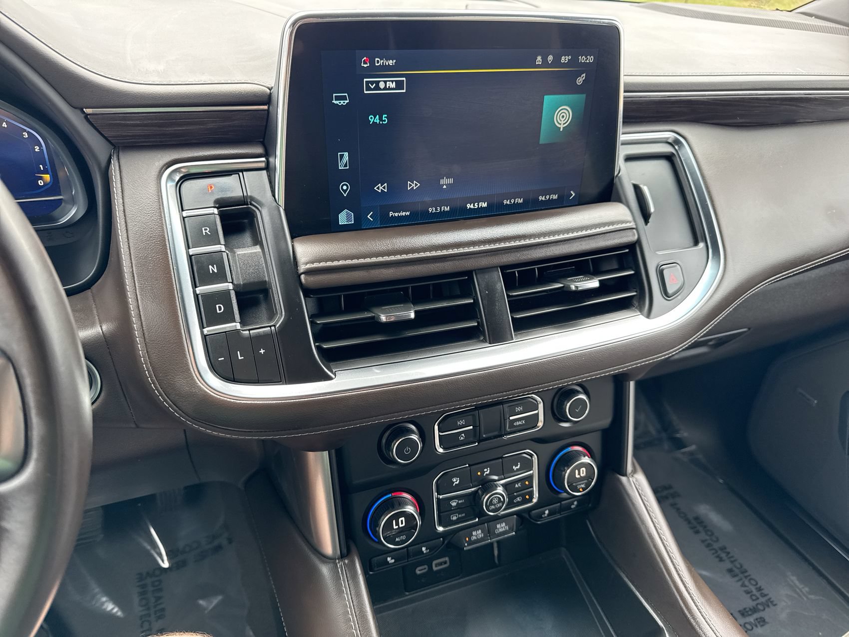 Used 2024 Chevrolet Tahoe LT RWD image 16