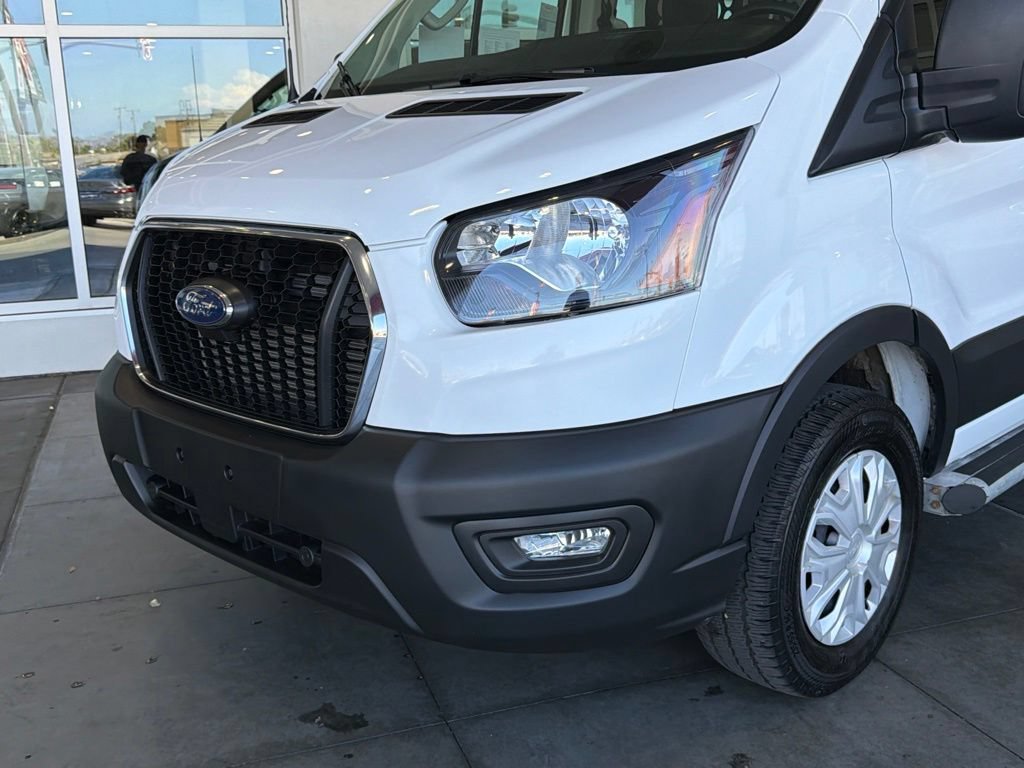 Used 2025 Ford Transit 250 Low Roof w/ Exterior Upgrade Package RWD image 3