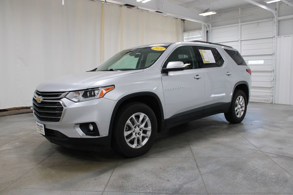 Used 2021 Chevrolet Traverse LT w/ LPO, Cargo Package image 4