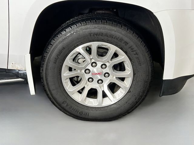 Used 2017 GMC Yukon SLT AWD/4WD image 41