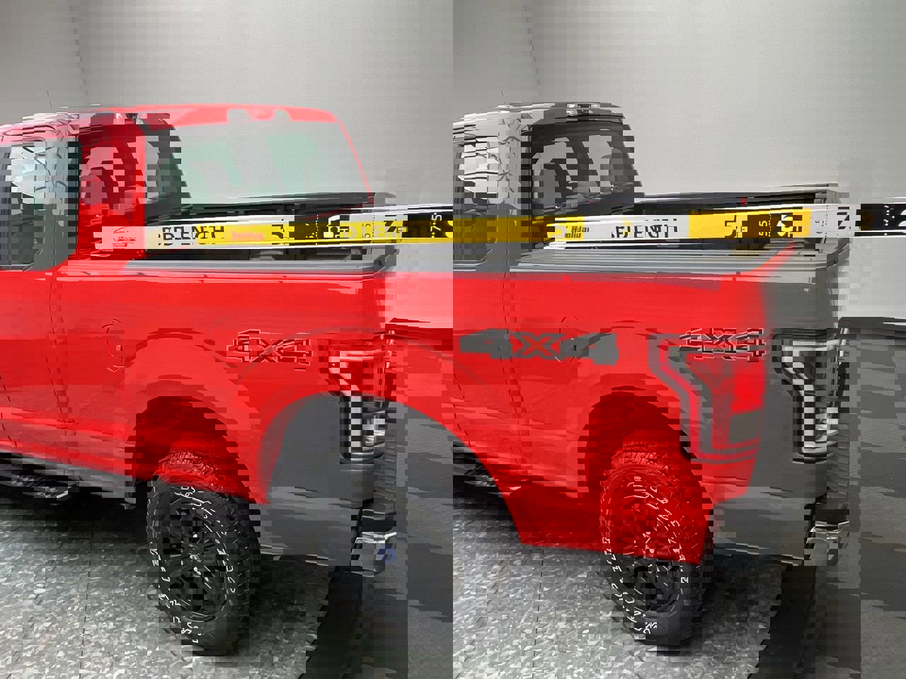 Used 2017 Ford F150 XL w/ Equipment Group 101A Mid AWD/4WD image 23