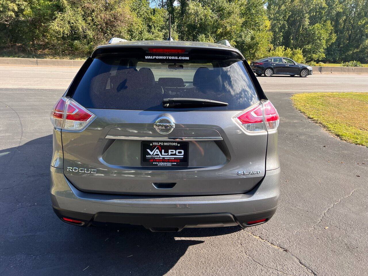 Used 2016 Nissan Rogue SL AWD/4WD image 6