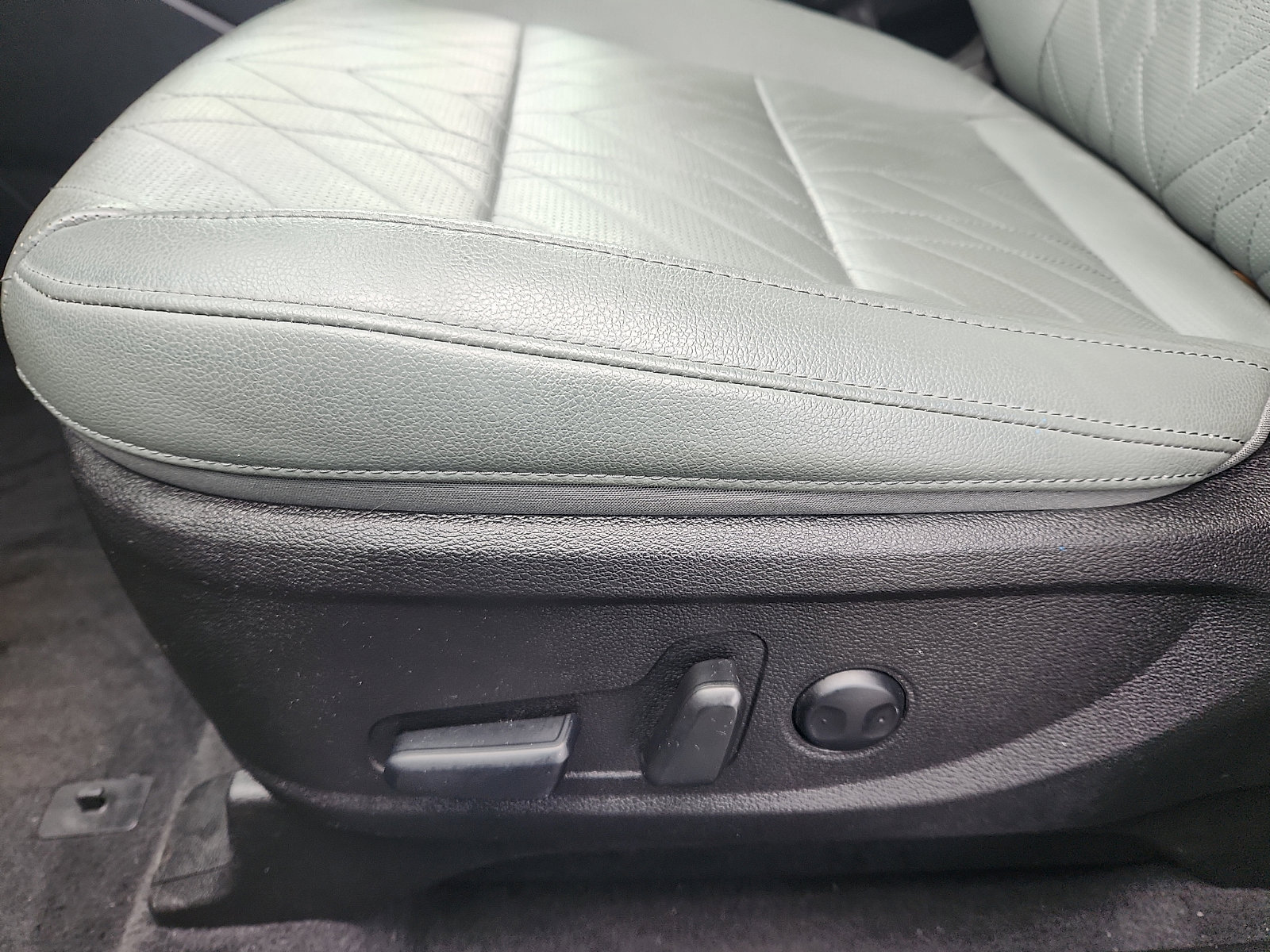 Used 2023 Kia Telluride EX X-Line AWD/4WD image 24
