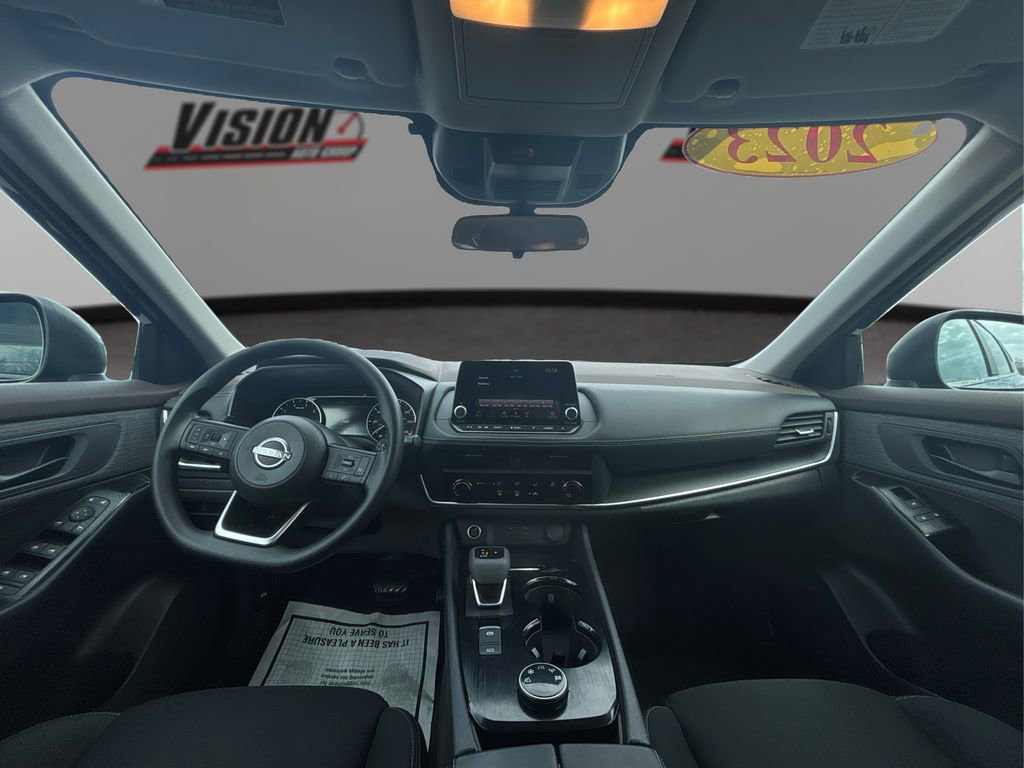 Used 2023 Nissan Rogue S image 25