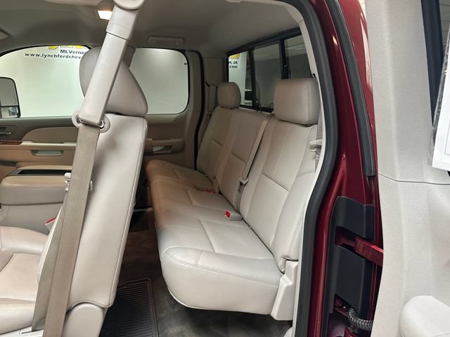 Used 2013 Chevrolet Silverado 2500 LTZ w/ LTZ Plus Package AWD/4WD image 16
