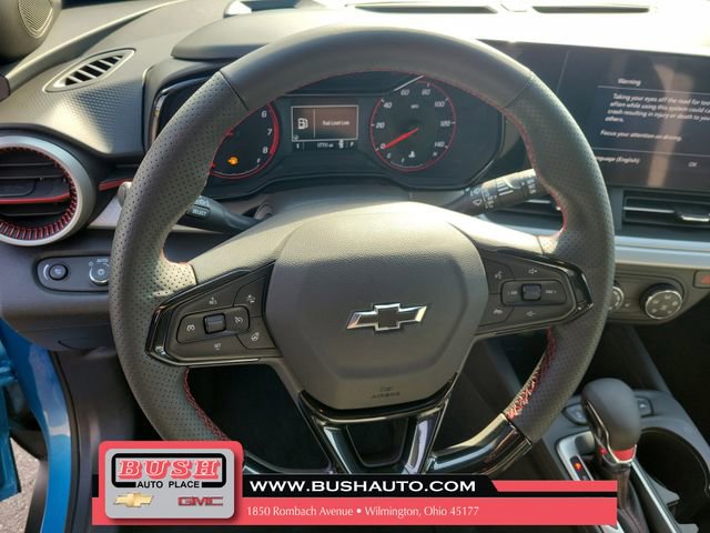 Used 2025 Chevrolet Trax RS w/ Driver Confidence Package image 24