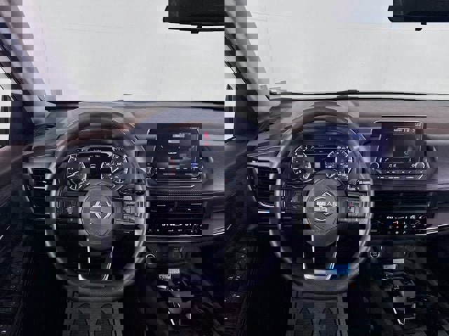 Certified 2023 Nissan Rogue SV image 17