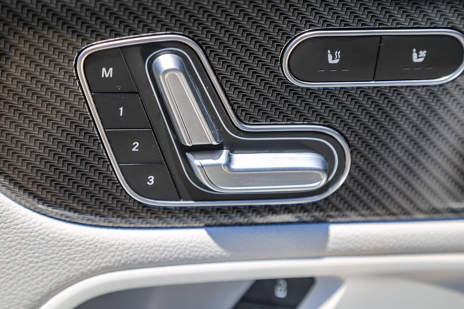 Certified 2022 Mercedes-Benz GLA 35 AMG 4MATIC image 20