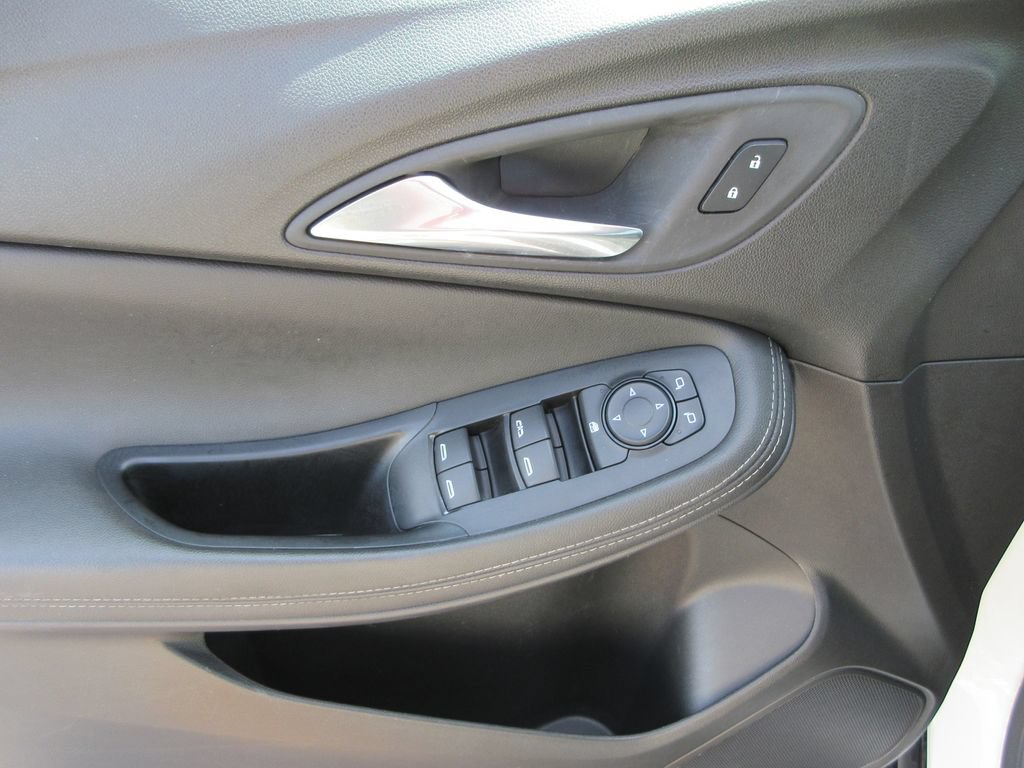 Certified 2024 Buick Encore GX Sport Touring w/ Comfort Package FWD image 23