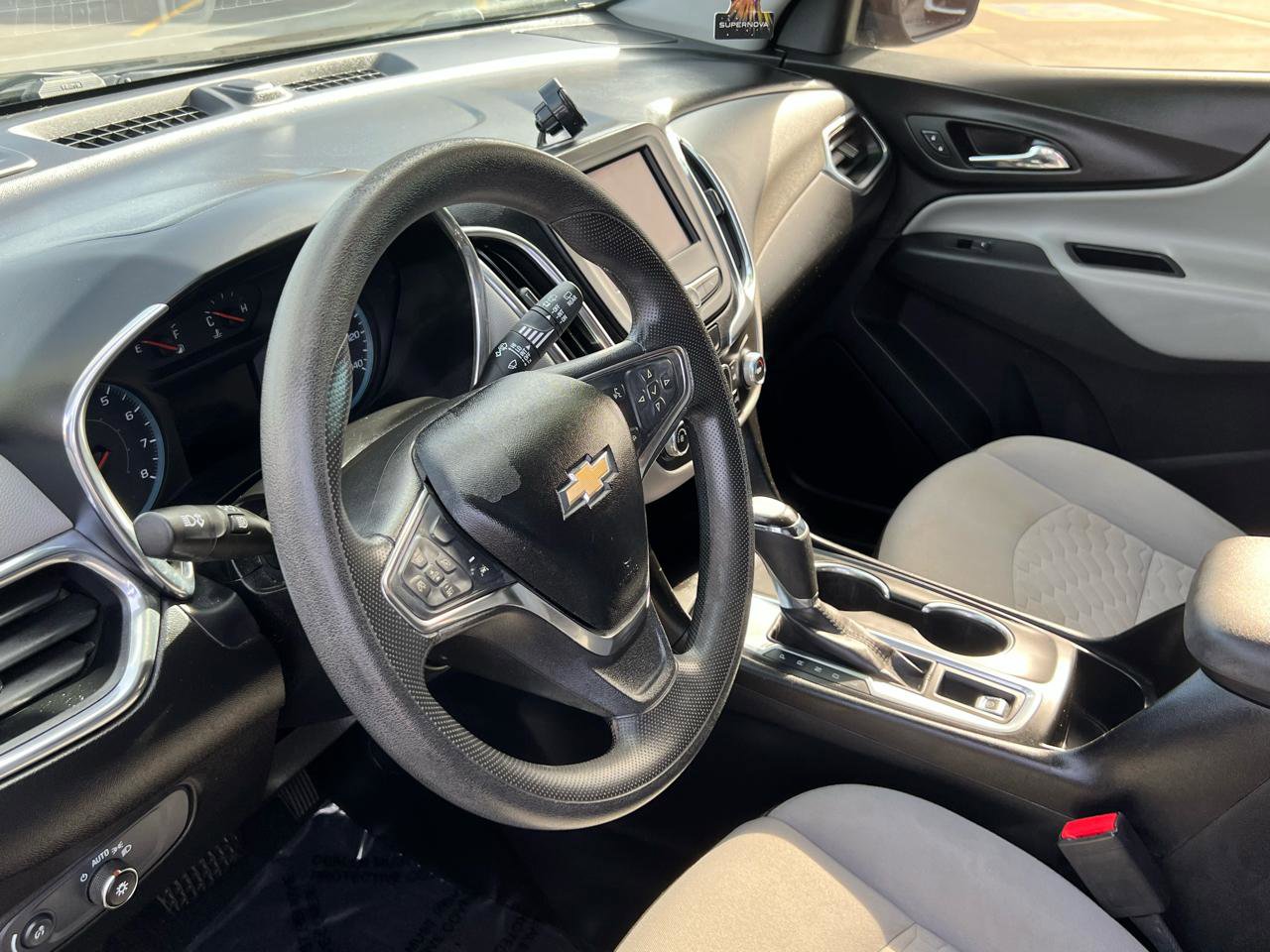 Used 2020 Chevrolet Equinox LS image 10