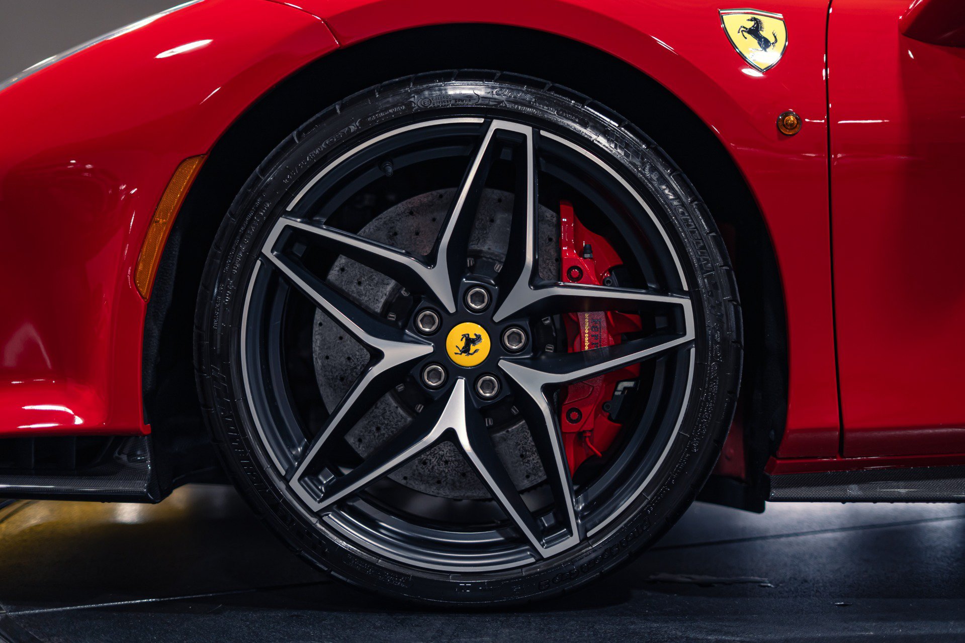 Used 2020 Ferrari 488 Pista Spider RWD image 16