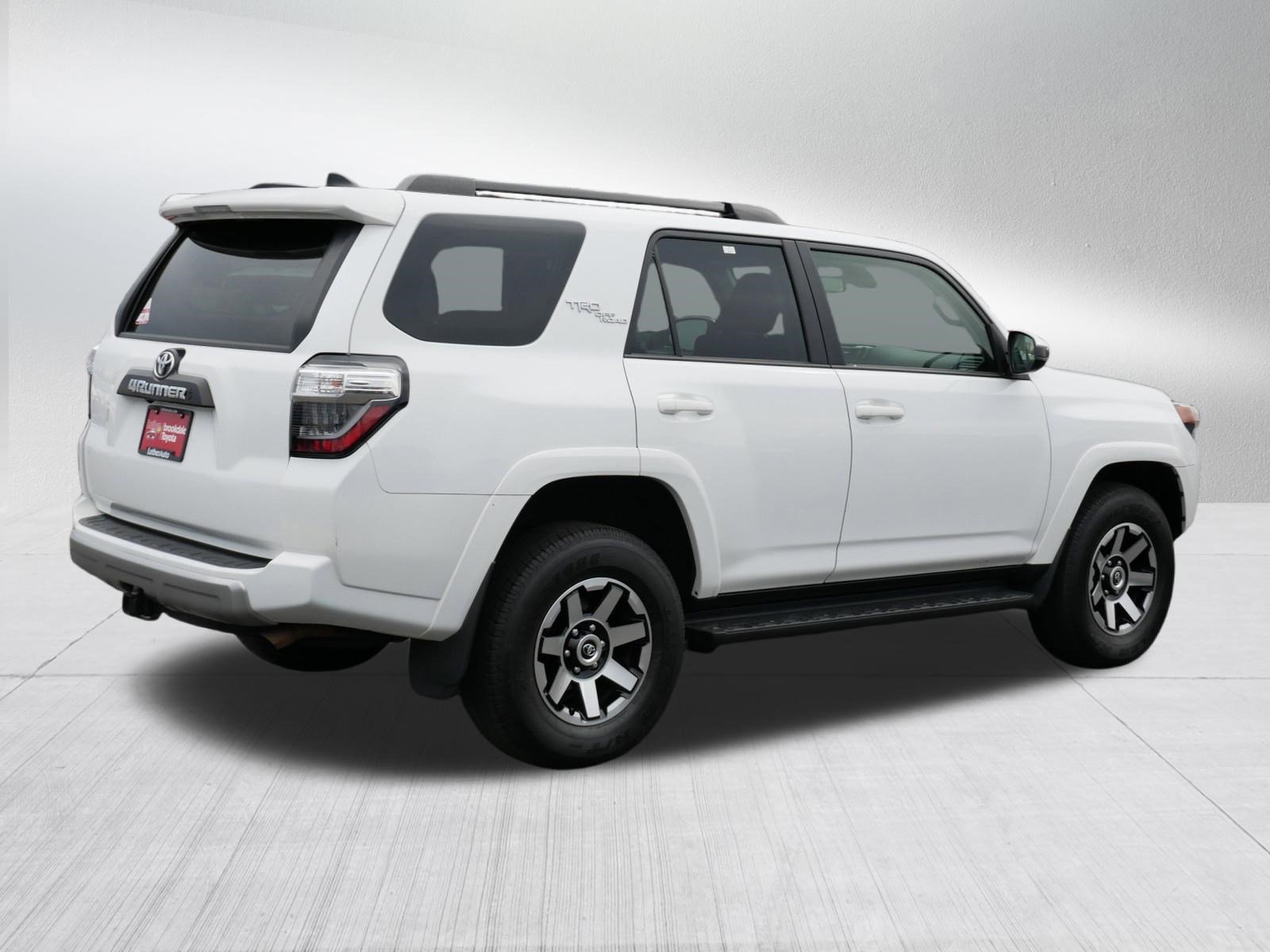 Certified 2024 Toyota 4Runner TRD Off-Road AWD/4WD image 7