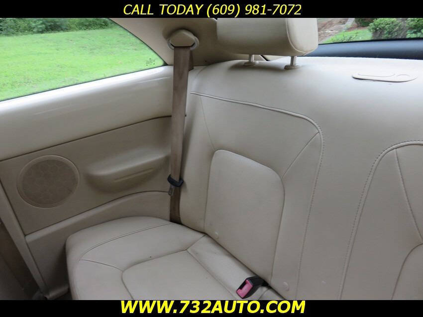Used 2008 Volkswagen Beetle SE FWD image 29